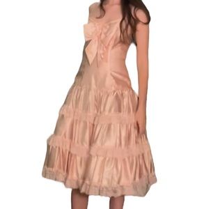 Zum sun size 3/4 vintage style prom dress fits a small best! good quality!